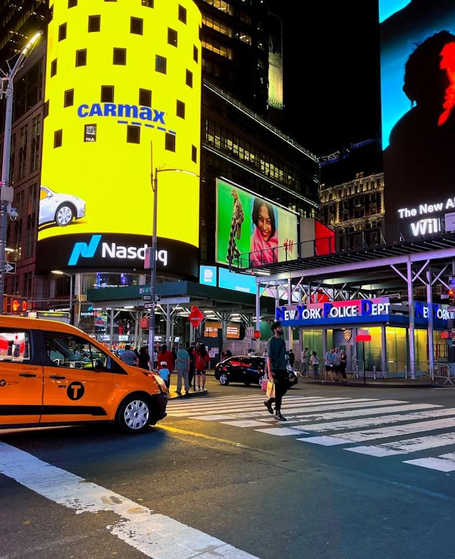 Economic chart showing Indonesia Export Growth data trending downwards, signaling downside risks.