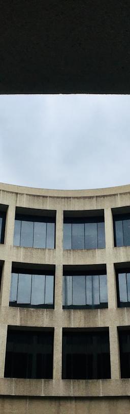 IWM ETF Price Action Chart and Technical Levels Analysis