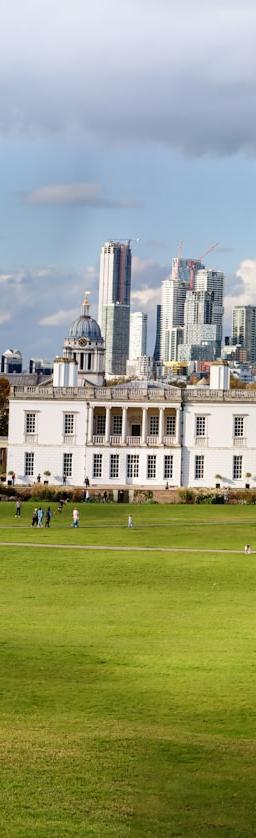 NL25 index chart showing consolidation with key resistance and support levels highlighted, indicating tactical trading strategies.