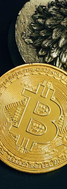 Ripple USD (RLUSD) stablecoin graph showing stability with Ripple and Binance logos in the background.