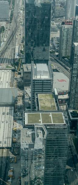 Shiba Inu (SHIB) cryptocurrency price chart with analysis overlay