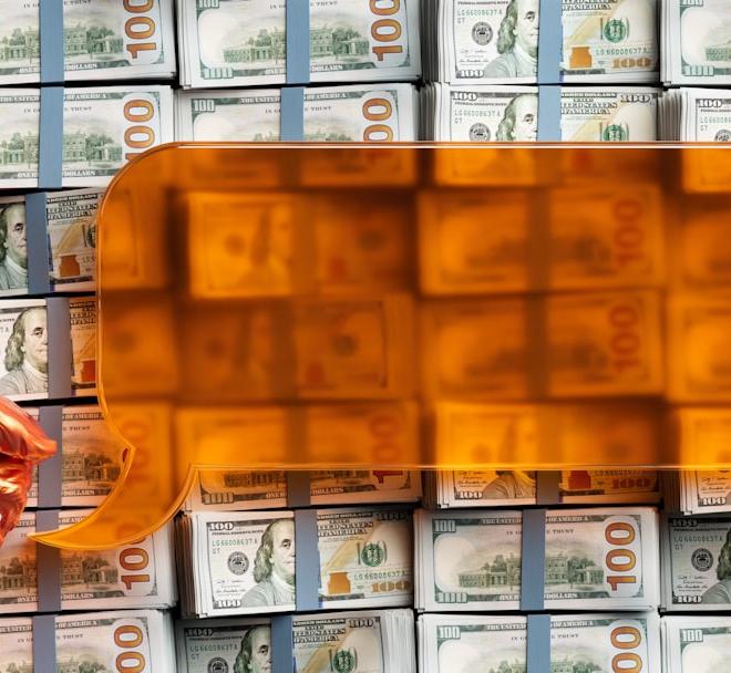 Solana (SOL) cryptocurrency chart showing price stability and potential breakout.