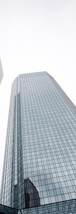 S&P 500 index chart showing 6944 price level