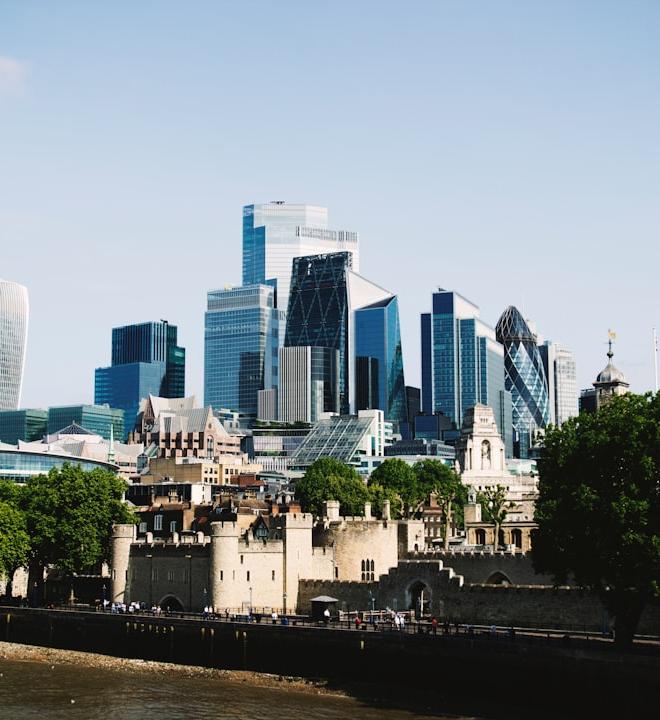 Uniti Group UNIT stock chart displaying a significant upward trend after Q4 2025 earnings report