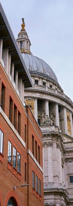 Graph showing US retail sales data with a flat line, representing a stall in December 2025