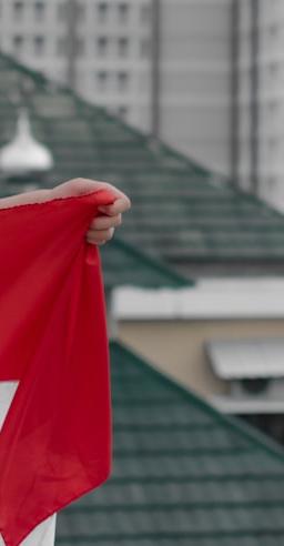 USDCAD chart showing consolidation and key support/resistance levels