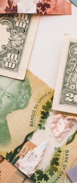 USDCAD live chart showing volatility and key technical levels