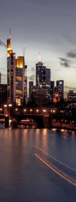 USDCHF chart showing price action and key support/resistance levels