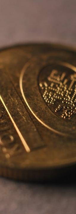 XLF ETF price chart showing consolidation levels 54.44